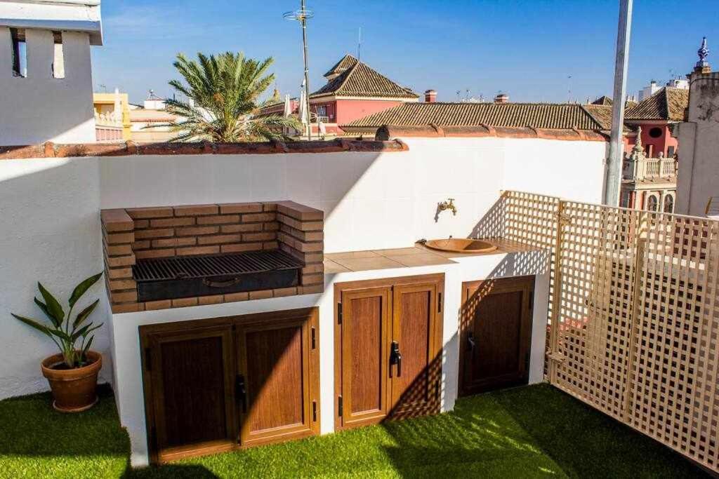 Atico Con Piscina Junto Catedral De Sevilla Екстер'єр фото
