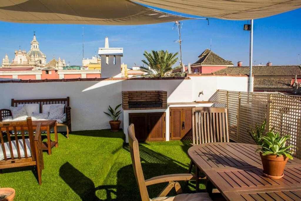 Atico Con Piscina Junto Catedral De Sevilla Екстер'єр фото